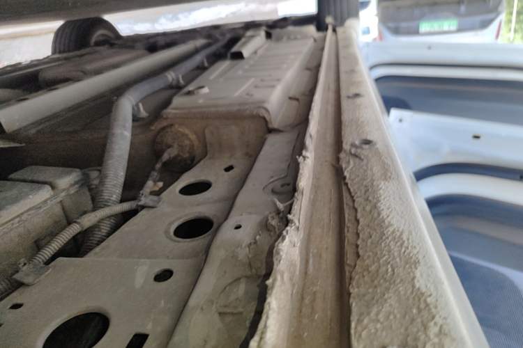 Used Chevrolet Cruze 2016 1.5L Automatic Luxury Edition Left Side Sill