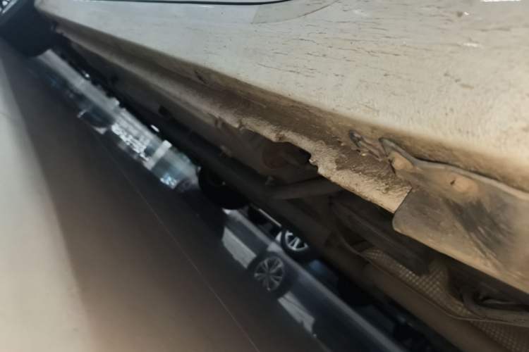 Used Chevrolet Cruze 2016 1.5L Automatic Luxury Edition Left Side Sill