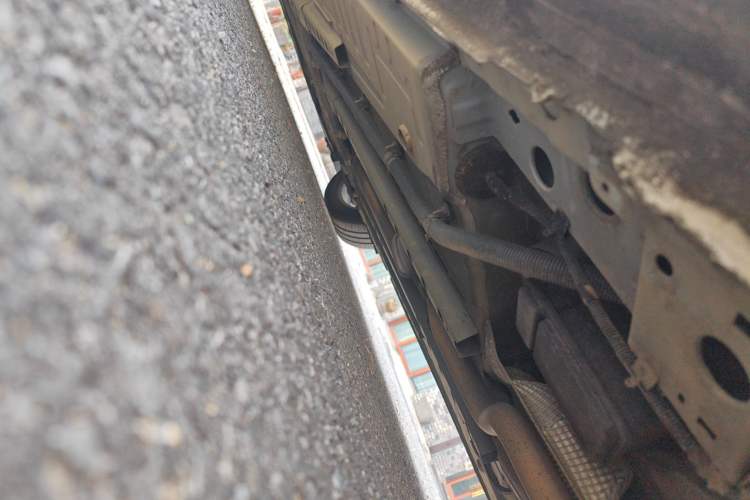 Used Chevrolet Cruze 2016 1.5L Manual Elite Edition Left Side Sill
