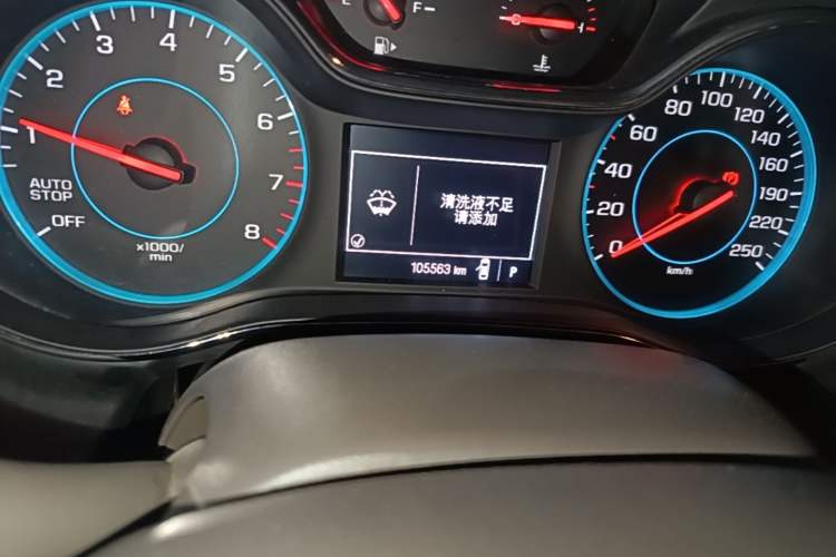Used Chevrolet Cruze 2016 1.5L Automatic Stylish Sunroof Version Odometer Close Up
