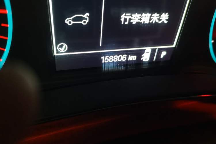 Used Chevrolet Cruze 2016 1.4T DCG Luxury Edition Odometer Close Up