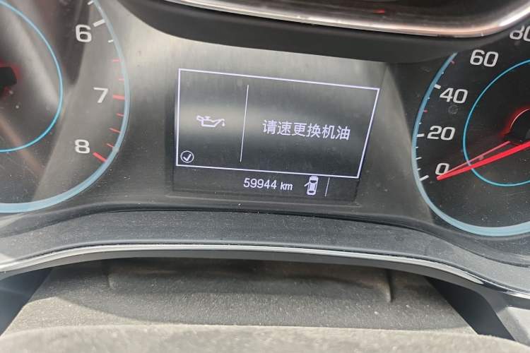 Used Chevrolet Cruze 2016 1.5L Manual Elite Edition Odometer Close Up