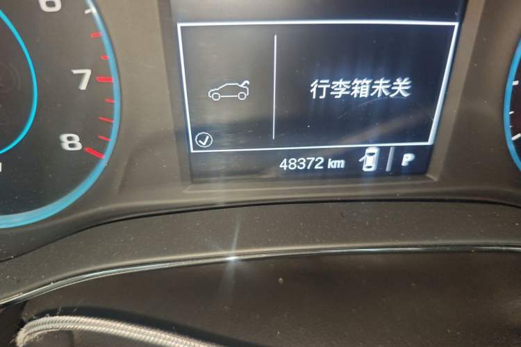 Used Chevrolet Cruze 2016 1.5L Automatic Luxury Edition Odometer Close Up