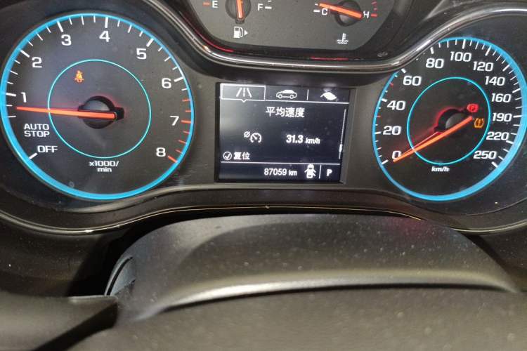 Used Chevrolet Cruze 2016 1.4T DCG Luxury Edition Odometer Close Up