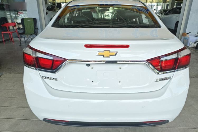 Used Chevrolet Cruze 2016 1.5L Automatic Luxury Edition Rear