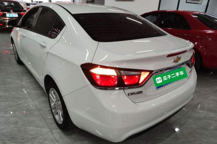 Used Chevrolet Cruze 2016 1.5L Automatic Stylish Sunroof Version Rear Left 45 Deg