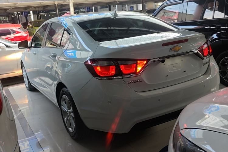 Used Chevrolet Cruze 2016 1.5L Automatic Luxury Edition Rear Left 45 Deg