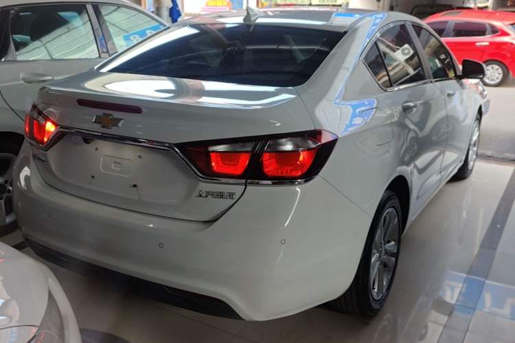 Used Chevrolet Cruze 2016 1.5L Automatic Luxury Edition Rear Right 45 Deg