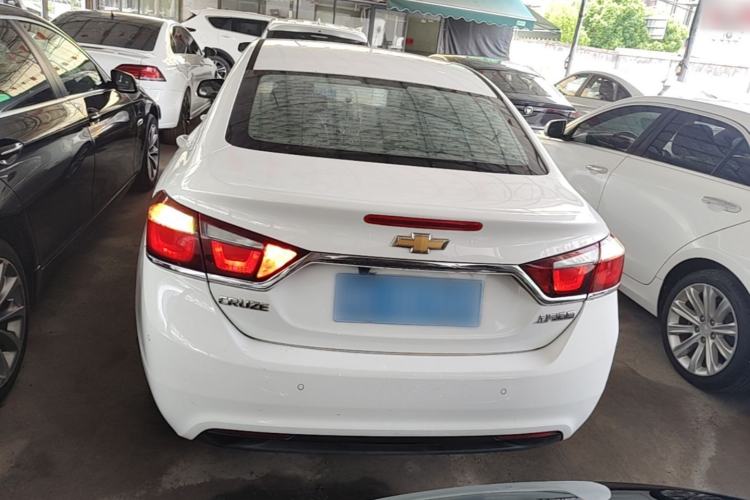 Used Chevrolet Cruze 2016 1.5L Automatic Luxury Edition Rear