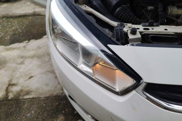 Used Chevrolet Cruze 2016 1.4T DCG Luxury Edition Right Front Headlight