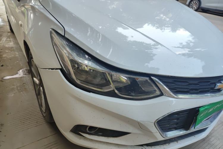 Used Chevrolet Cruze 2016 1.5L Manual Elite Edition Right Front Headlight
