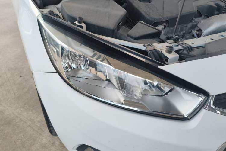 Used Chevrolet Cruze 2016 1.5L Manual Elite Edition Right Front Headlight