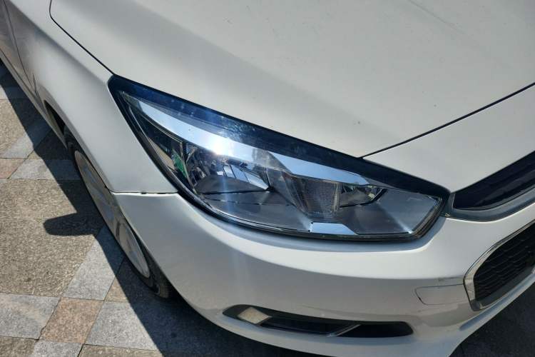Used Chevrolet Cruze 2016 1.5L Manual Elite Edition Right Front Headlight