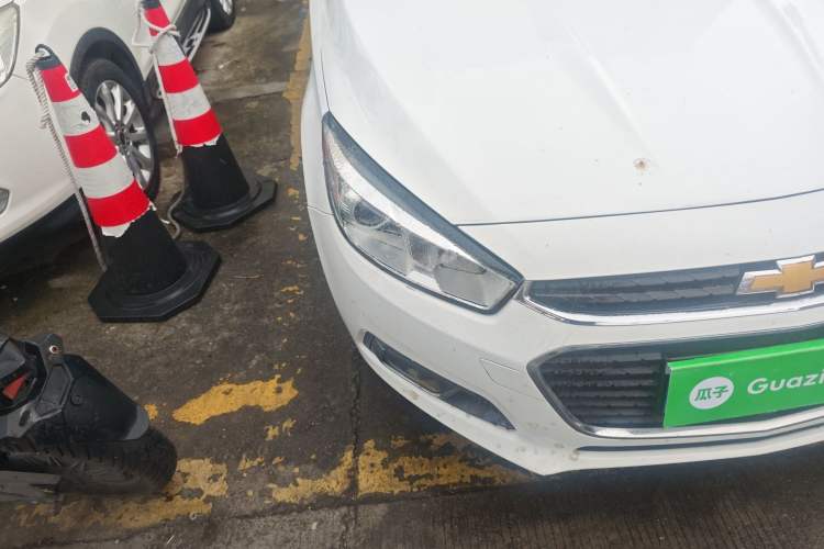 Used Chevrolet Cruze 2016 1.5L Automatic Luxury Edition Right Front Headlight