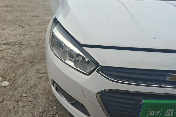 Used Chevrolet Cruze 2016 1.5L Manual Elite Edition Right Front Headlight