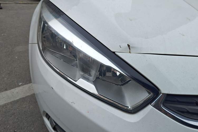 Used Chevrolet Cruze 2016 1.5L Automatic Luxury Edition Right Front Headlight