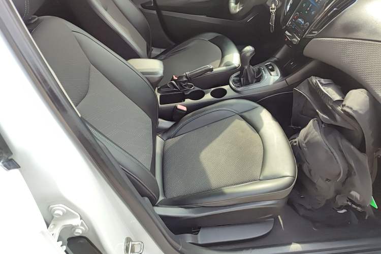 Used Chevrolet Cruze 2016 1.5L Manual Elite Edition Right Front Seat