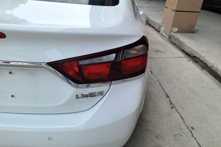Used Chevrolet Cruze 2016 1.5L Automatic Luxury Edition Right Rear Taillight