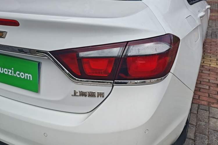 Used Chevrolet Cruze 2016 1.5L Automatic Luxury Edition Right Rear Taillight