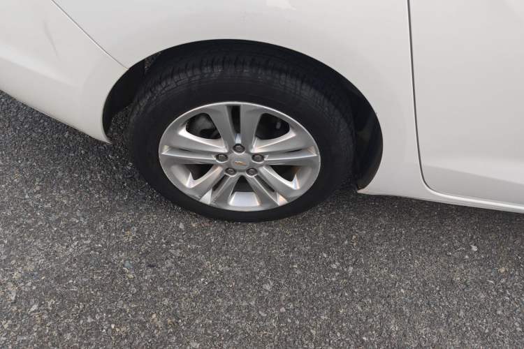 Used Chevrolet Cruze 2016 1.5L Manual Elite Edition Right Rear Wheel Hub