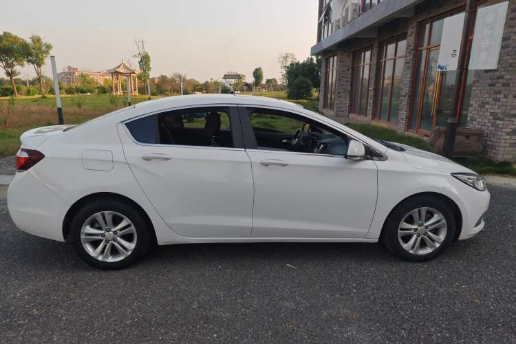 Used Chevrolet Cruze 2016 1.5L Manual Elite Edition Right Side