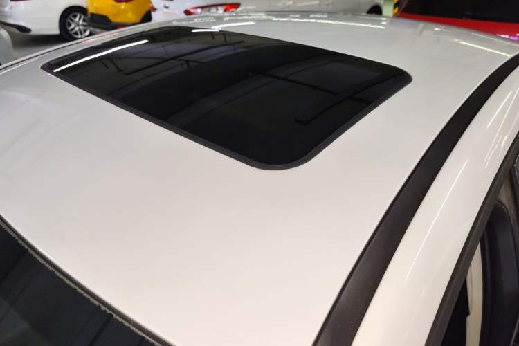 Used Chevrolet Cruze 2016 1.5L Automatic Luxury Edition Roof