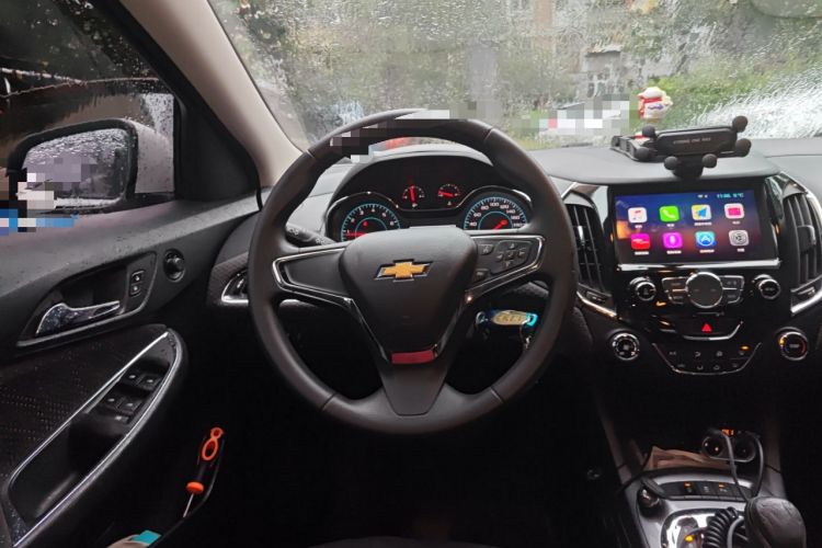 Used Chevrolet Cruze 2016 1.5L Automatic Luxury Edition Steering Wheel