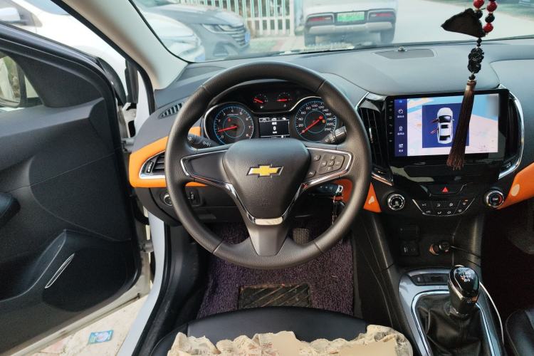 Used Chevrolet Cruze 2016 1.5L Manual Elite Edition Steering Wheel