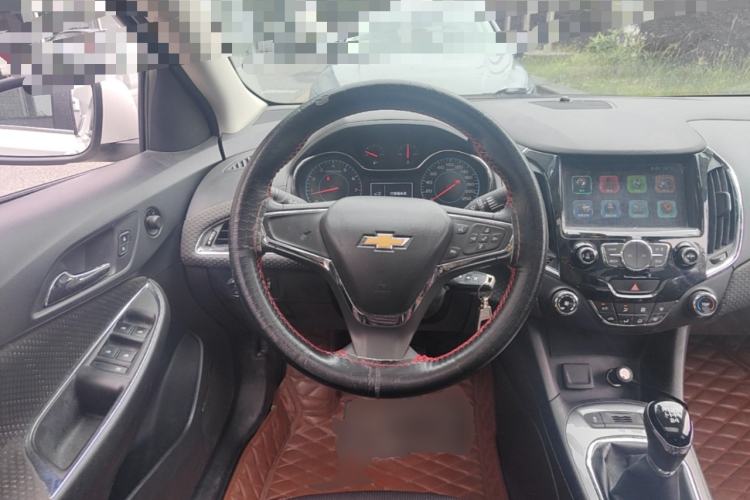 Used Chevrolet Cruze 2016 1.5L Manual Elite Edition Steering Wheel