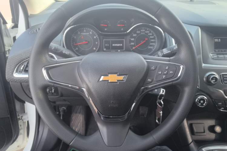 Used Chevrolet Cruze 2016 1.5L Manual Elite Edition Steering Wheel