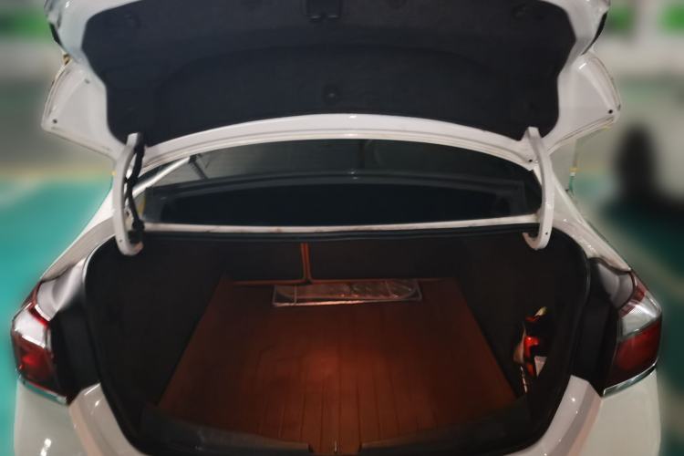 Used Chevrolet Cruze 2016 1.4T DCG Luxury Edition Trunk