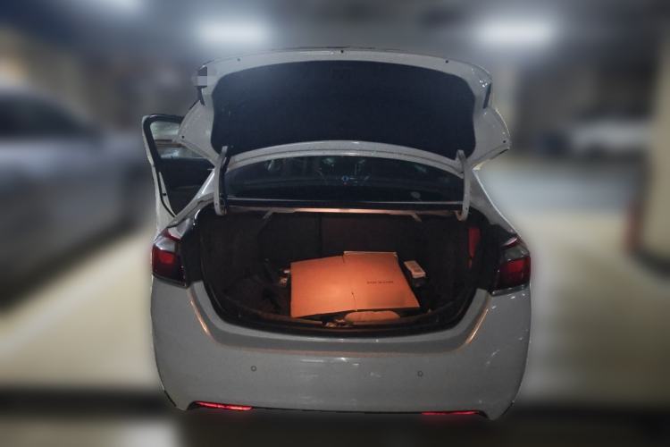 Used Chevrolet Cruze 2016 1.5L Automatic Luxury Edition Trunk