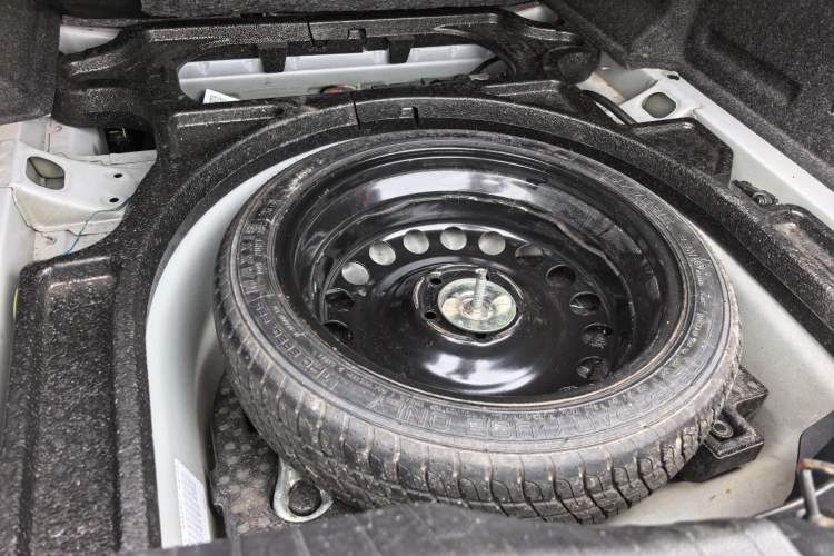 Used Chevrolet Cruze 2016 1.5L Automatic Stylish Sunroof Version Trunk