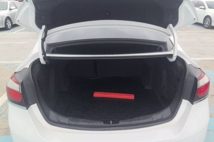 Used Chevrolet Cruze 2016 1.5L Automatic Luxury Edition Trunk
