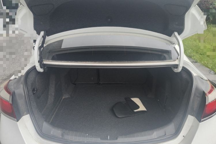 Used Chevrolet Cruze 2016 1.5L Manual Elite Edition Trunk