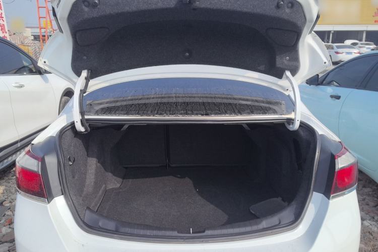 Used Chevrolet Cruze 2016 1.5L Manual Elite Edition Trunk