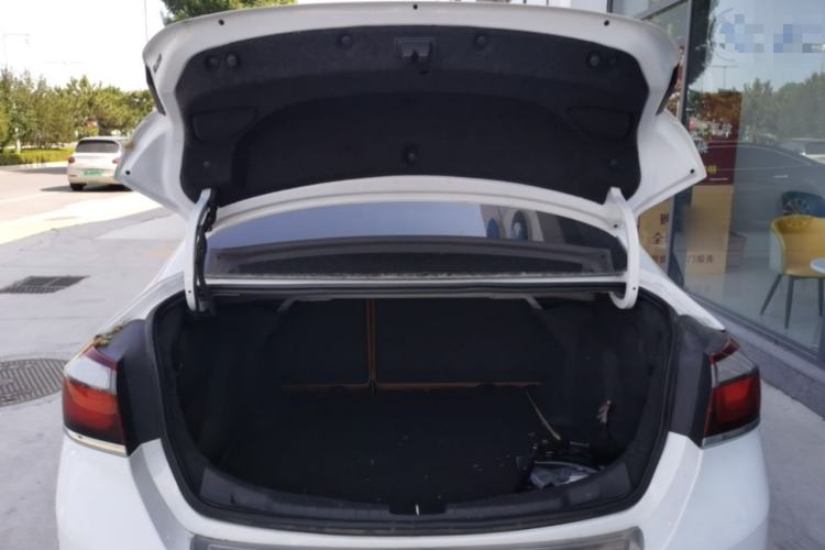 Used Chevrolet Cruze 2016 1.4T DCG Luxury Edition Trunk