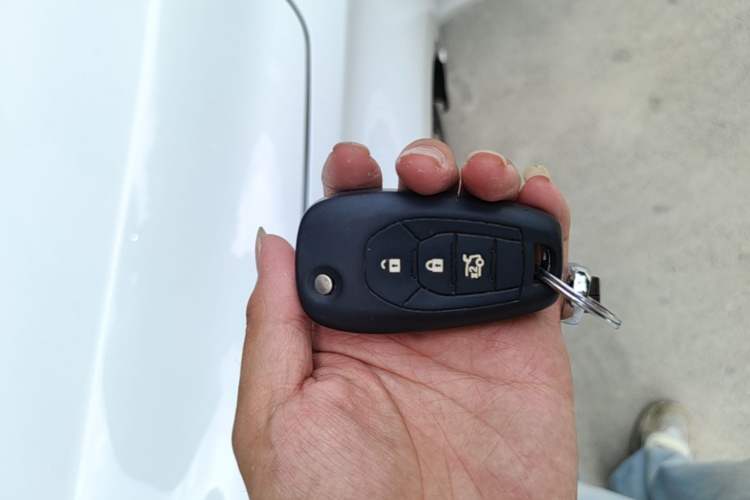 Used Chevrolet Cruze 2016 1.5L Automatic Luxury Edition Vehicle Key
