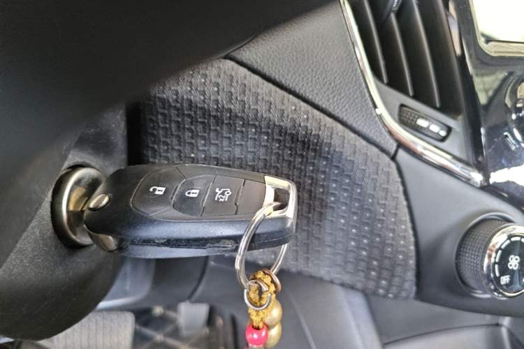 Used Chevrolet Cruze 2016 1.5L Automatic Luxury Edition Vehicle Key