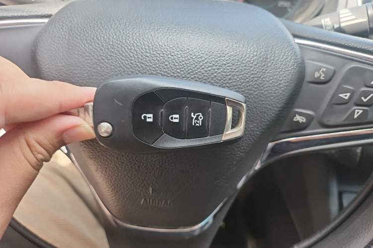 Used Chevrolet Cruze 2016 1.5L Manual Elite Edition Vehicle Key