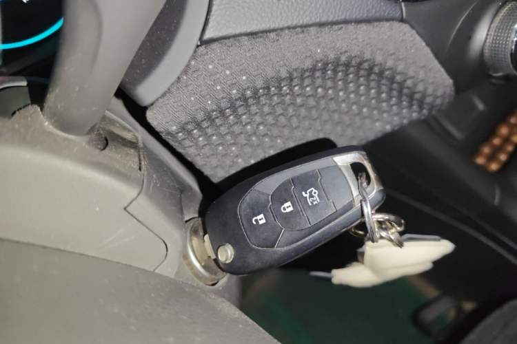 Used Chevrolet Cruze 2016 1.5L Automatic Luxury Edition Vehicle Key