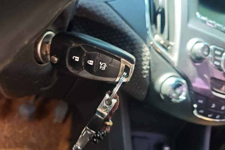 Used Chevrolet Cruze 2016 1.5L Manual Elite Edition Vehicle Key