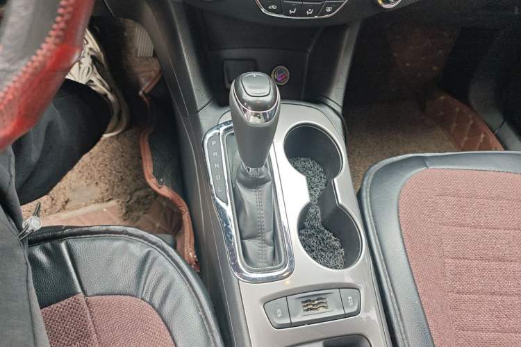 Used Chevrolet Cruze 2017 1.5L Automatic Xuanfeng Edition Gear Lever