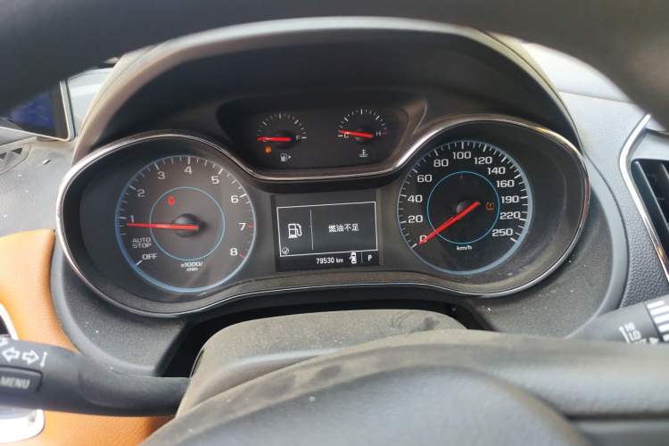 Used Chevrolet Cruze 2017 1.5L Automatic Pioneer Sunroof Edition Instrument Cluster