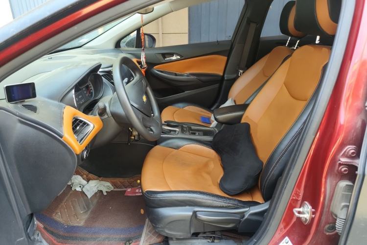 Used Chevrolet Cruze 2017 1.5L Automatic Pioneer Sunroof Edition Left Front Seat