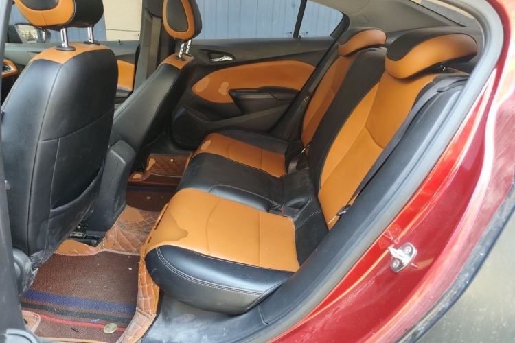 Used Chevrolet Cruze 2017 1.5L Automatic Pioneer Sunroof Edition Left Rear Seat
