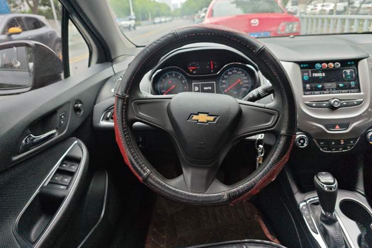 Used Chevrolet Cruze 2017 1.5L Automatic Xuanfeng Edition Steering Wheel