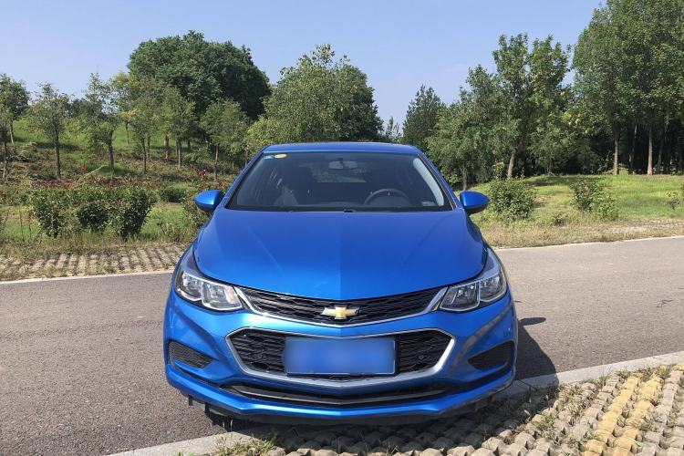 Used Chevrolet Cruze 2017 1.5L Hatchback Automatic Pioneer Sunroof Edition Exterior 1