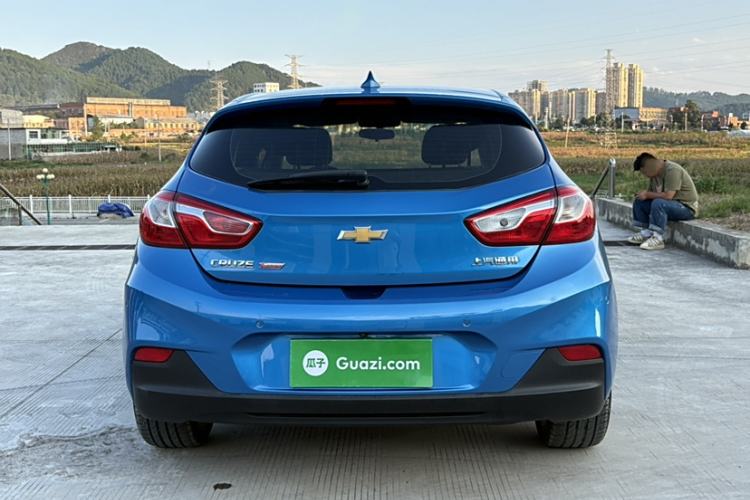 Used Chevrolet Cruze 2017 1.4T Hatchback Dual-Clutch Lingfeng Edition Exterior 3