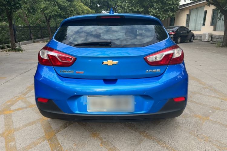 Used Chevrolet Cruze 2017 1.4T Hatchback Dual-Clutch Lingfeng Edition Exterior 3